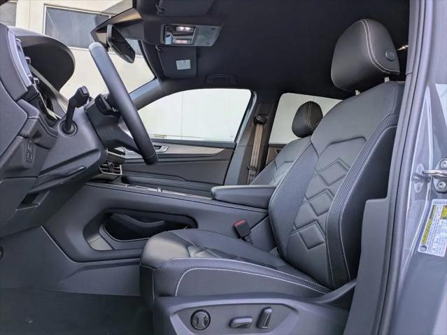 2026 Volkswagen Atlas Cross Sport SE with Technology