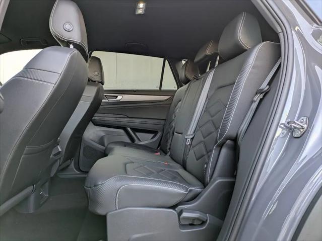 2026 Volkswagen Atlas Cross Sport SE with Technology