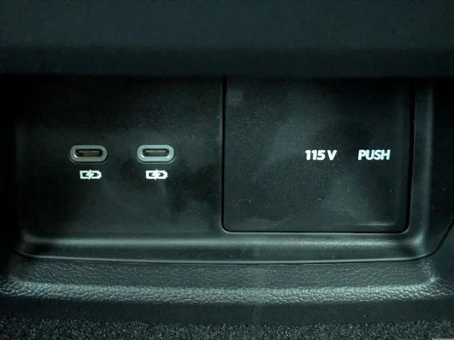 2026 Volkswagen Atlas Cross Sport SE with Technology