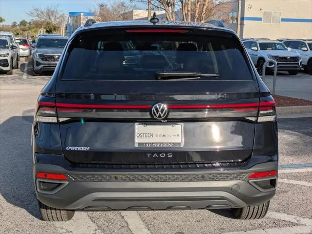2026 Volkswagen Taos SE Black