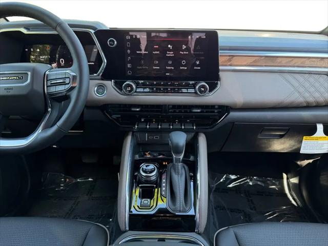 2026 GMC Canyon Denali, 4WD