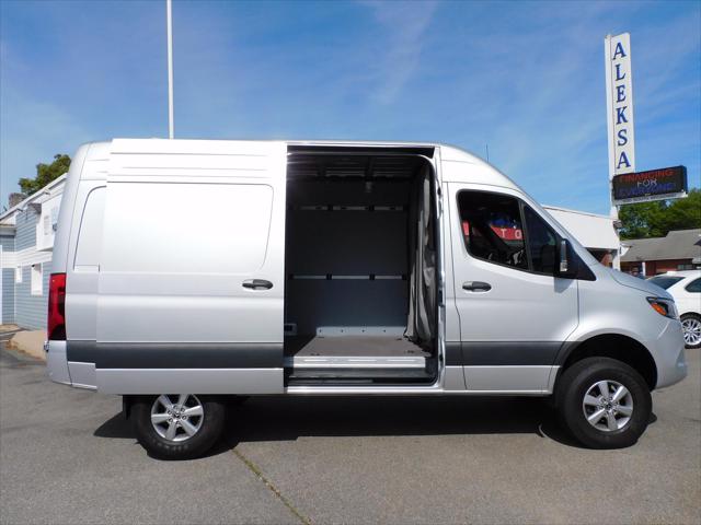 2024 Mercedes-Benz Sprinter 2500 Standard Roof 4-Cyl Diesel HO