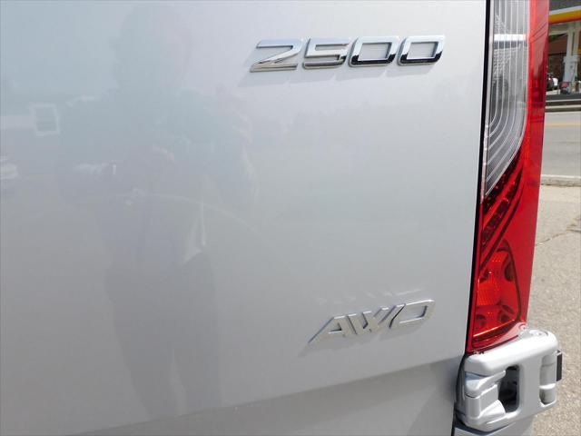 2024 Mercedes-Benz Sprinter 2500 Standard Roof 4-Cyl Diesel HO