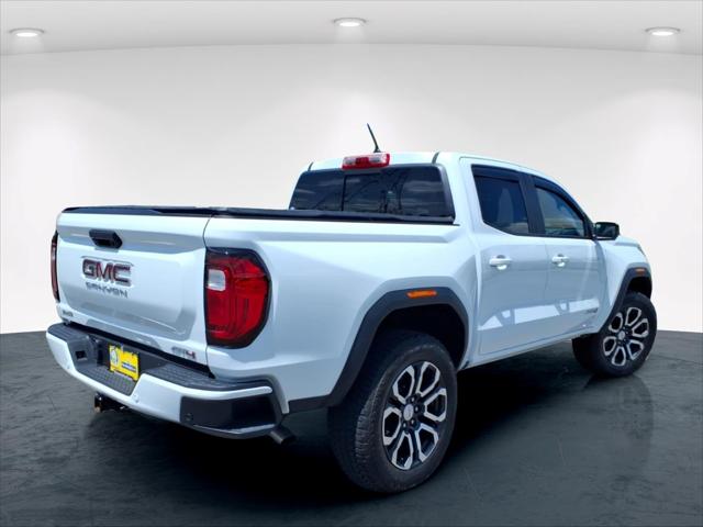 2024 GMC Canyon 4WD AT4