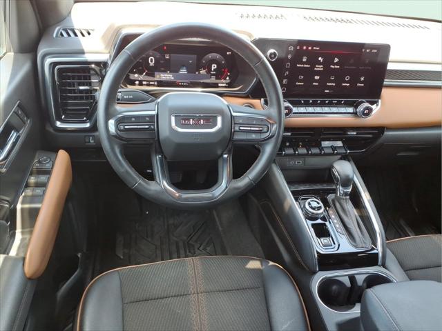 2024 GMC Canyon 4WD AT4