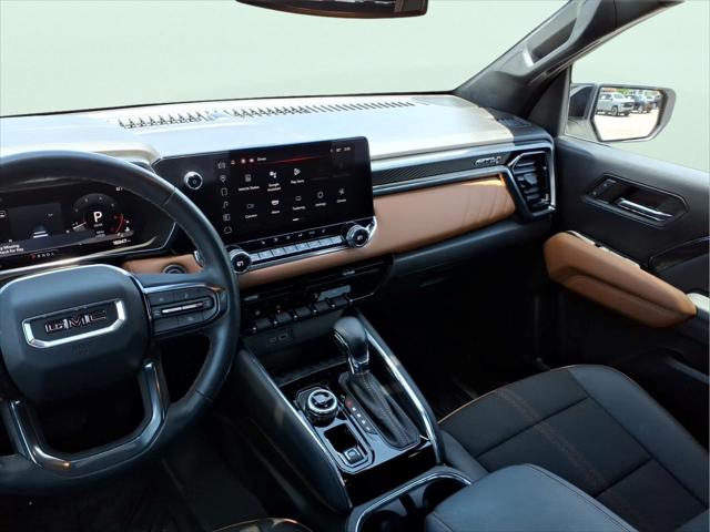 2024 GMC Canyon 4WD AT4