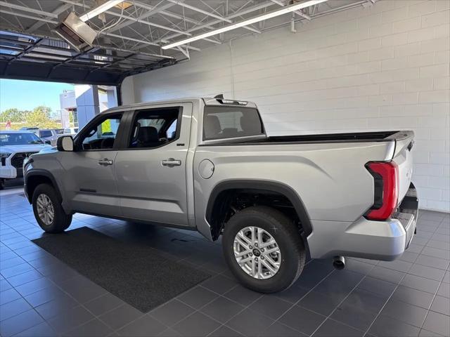 2026 Toyota Tundra SR5 CrewMax 5.5' Bed