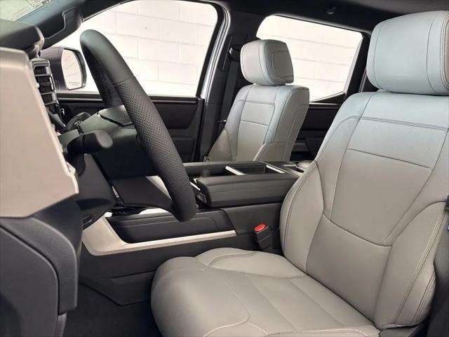 2026 Toyota Tundra SR5 CrewMax 5.5' Bed