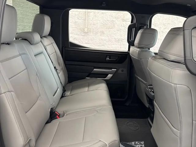 2026 Toyota Tundra SR5 CrewMax 5.5' Bed