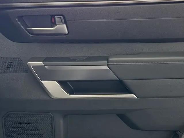 2026 Toyota Tundra SR5 CrewMax 5.5' Bed