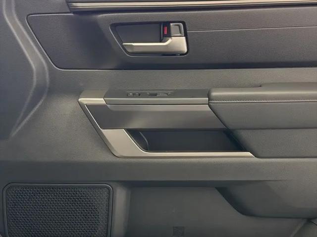 2026 Toyota Tundra SR5 CrewMax 5.5' Bed