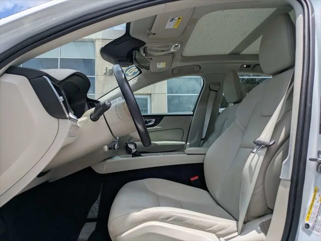 2020 Volvo S60 Momentum