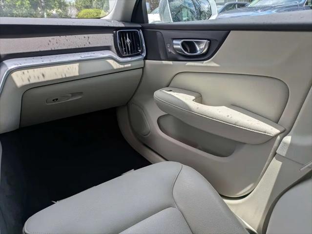 2020 Volvo S60 Momentum