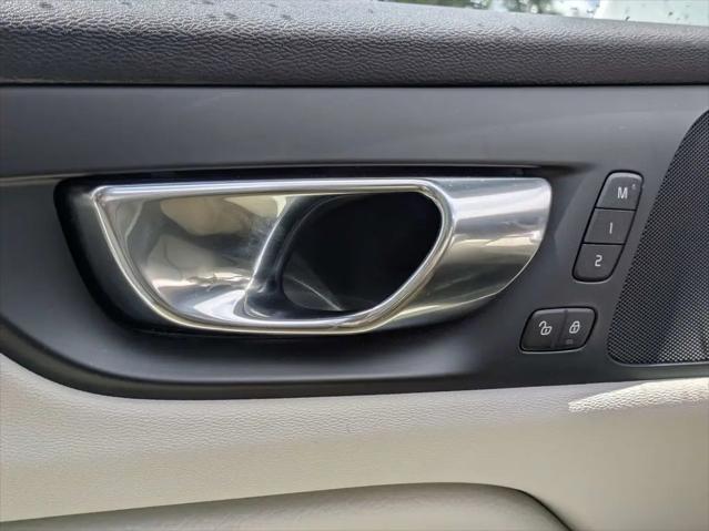 2020 Volvo S60 Momentum