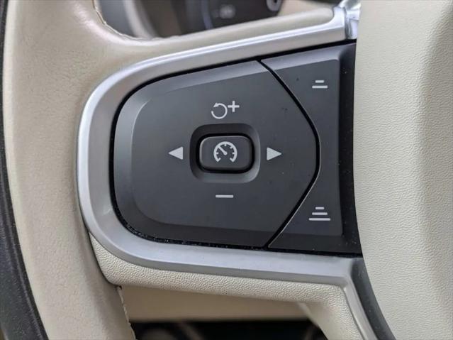 2020 Volvo S60 Momentum
