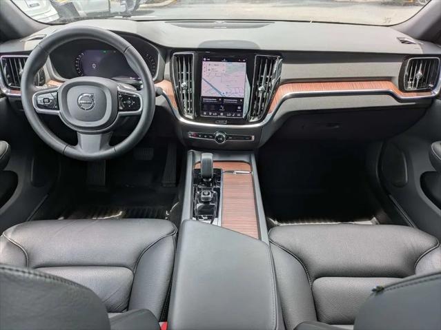 2023 Volvo S60 B5 Plus Black Edition