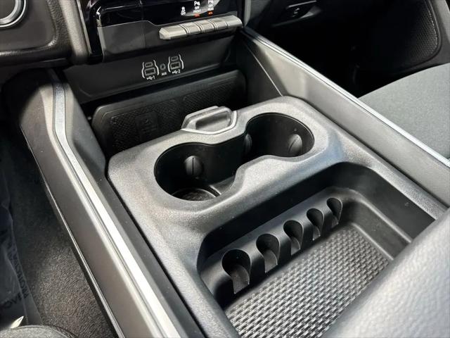 2025 Ram 1500 Big Horn Crew Cab 4x4 64 Box