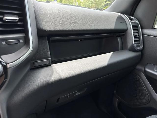2025 Ram 1500 Big Horn Crew Cab 4x4 64 Box