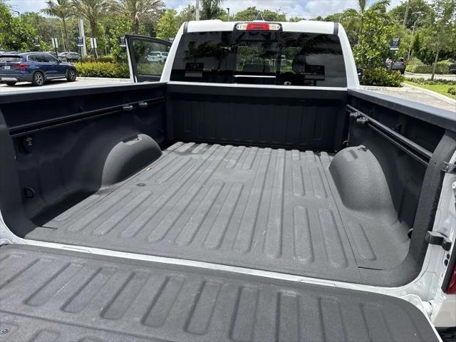 2025 Ram 1500 Big Horn Crew Cab 4x4 64 Box