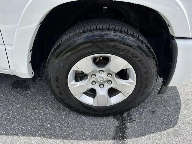 2025 Ram 1500 Big Horn Crew Cab 4x4 64 Box