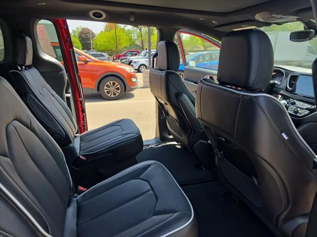 2027 Chrysler Pacifica Limited