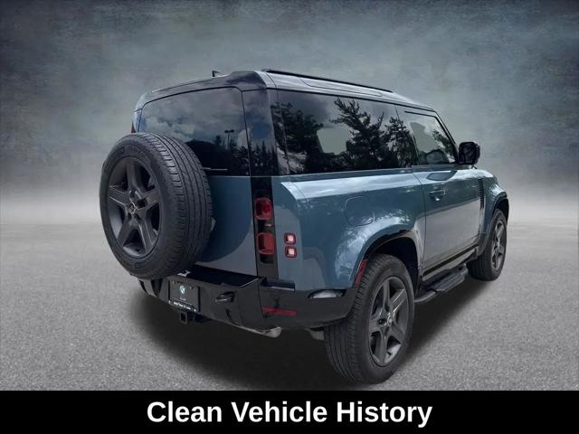 2025 Land Rover Defender 90 P400 X-Dynamic SE