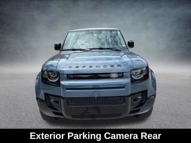 2025 Land Rover Defender 90 P400 X-Dynamic SE