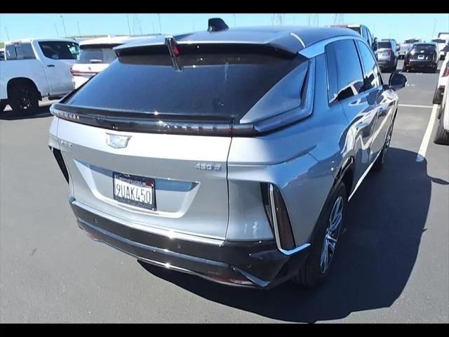 2025 Cadillac iQ Luxury 2 RWD