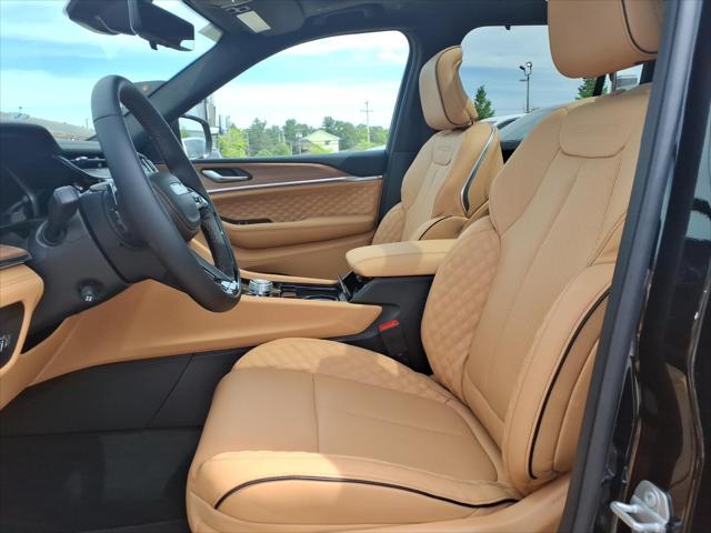2026 Jeep Grand Cherokee Summit 4x4