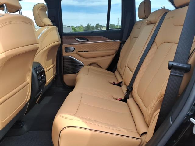 2026 Jeep Grand Cherokee Summit 4x4