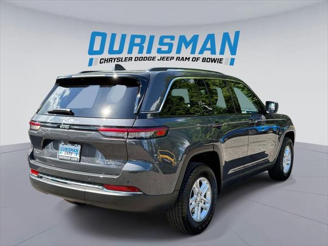 2022 Jeep Grand Cherokee Laredo 4x4