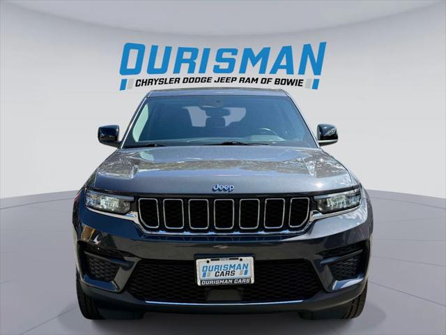 2022 Jeep Grand Cherokee Laredo 4x4