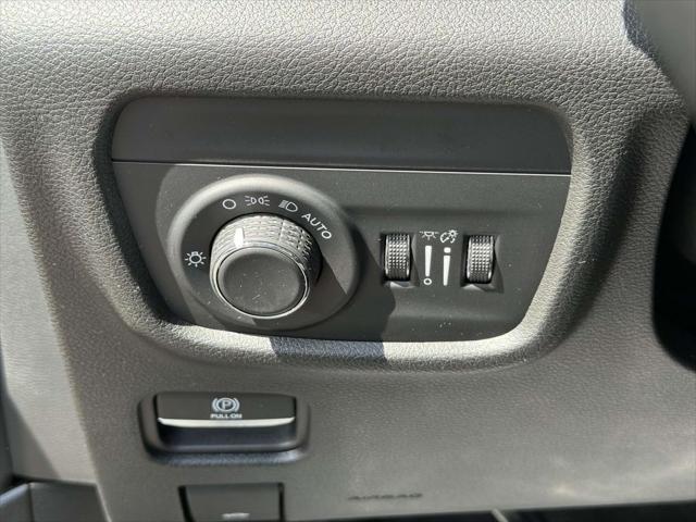 2022 Jeep Grand Cherokee Laredo 4x4