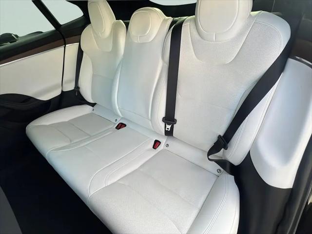 2022 Tesla Model S Dual Motor All-Wheel Drive