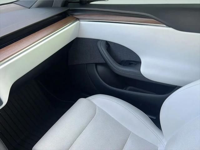 2022 Tesla Model S Dual Motor All-Wheel Drive