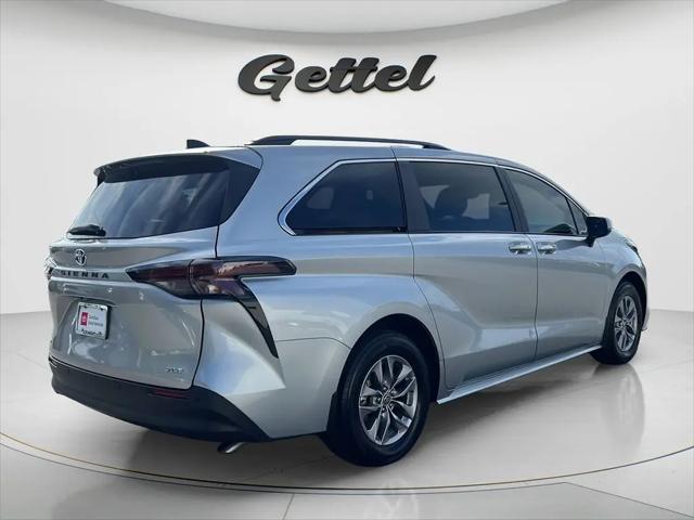 2025 Toyota Sienna XLE
