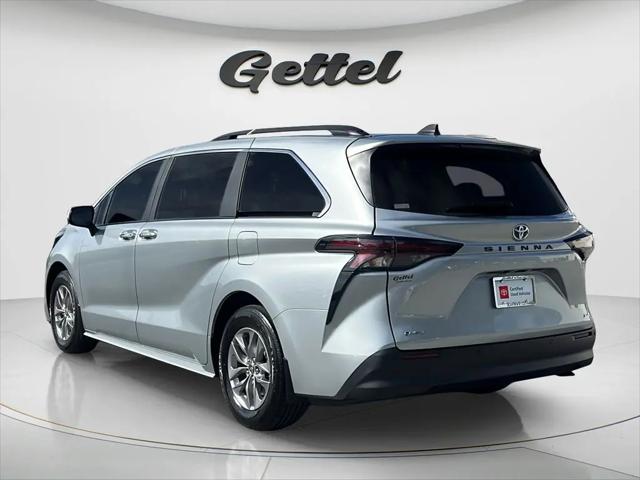 2025 Toyota Sienna XLE