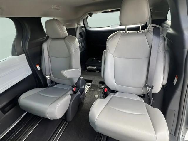 2025 Toyota Sienna XLE