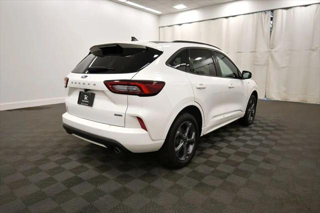 2024 Ford Escape ST-Line Select