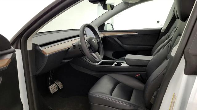 2025 Tesla Model Y Long Range Dual Motor All-Wheel Drive