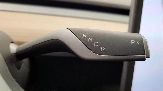 2025 Tesla Model Y Long Range Dual Motor All-Wheel Drive