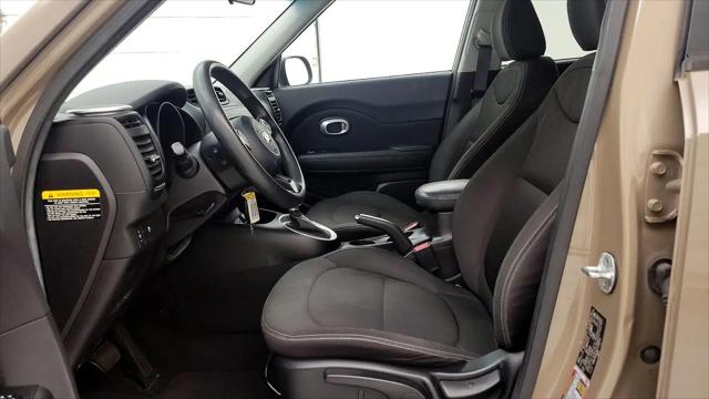 2015 Kia Soul Base