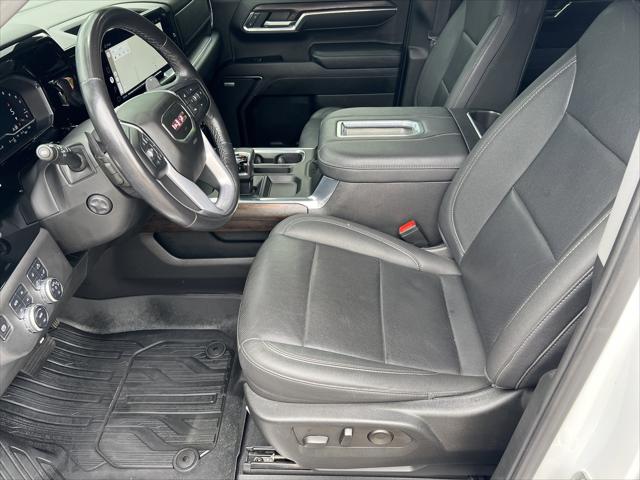2022 GMC Sierra 1500 4WD Crew Cab Short Box SLT