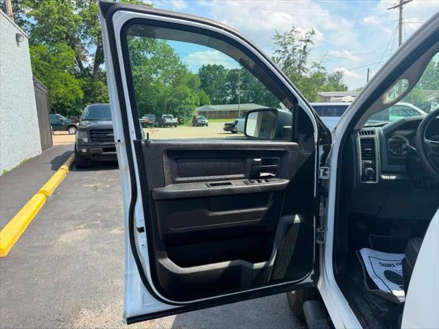 2017 Ram 2500 Tradesman Crew Cab 4x4 8' Box