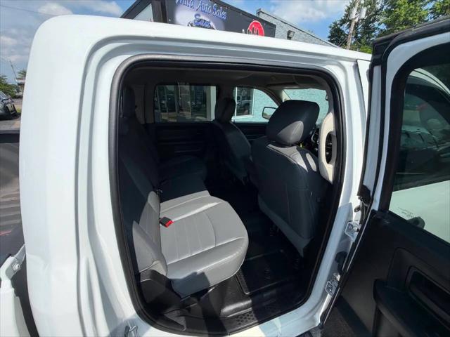 2017 Ram 2500 Tradesman Crew Cab 4x4 8' Box