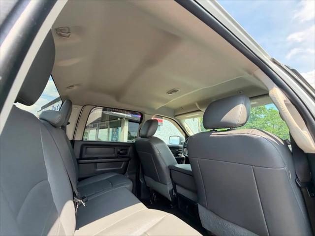 2017 Ram 2500 Tradesman Crew Cab 4x4 8' Box