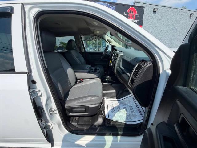 2017 Ram 2500 Tradesman Crew Cab 4x4 8' Box