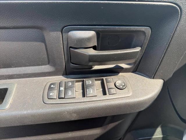 2017 Ram 2500 Tradesman Crew Cab 4x4 8' Box