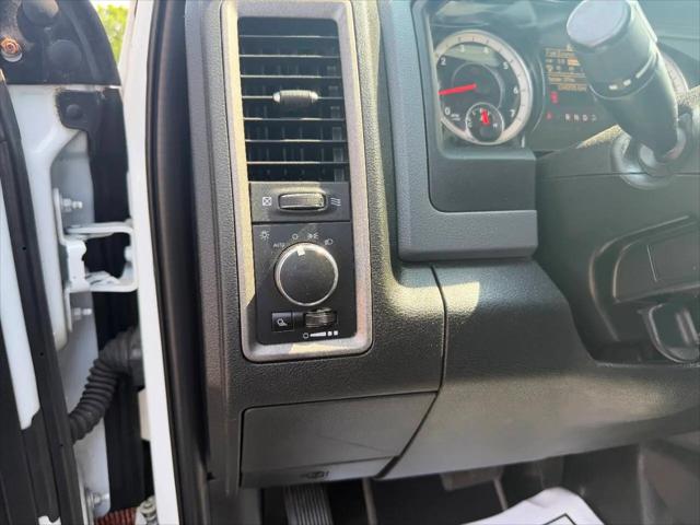 2017 Ram 2500 Tradesman Crew Cab 4x4 8' Box
