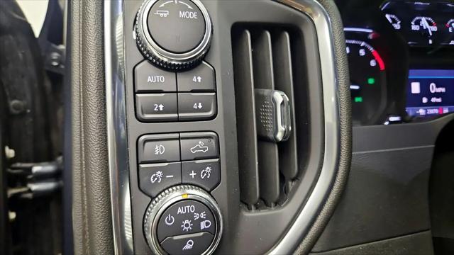 2022 GMC Sierra 1500 Limited 4WD Crew Cab Short Box AT4